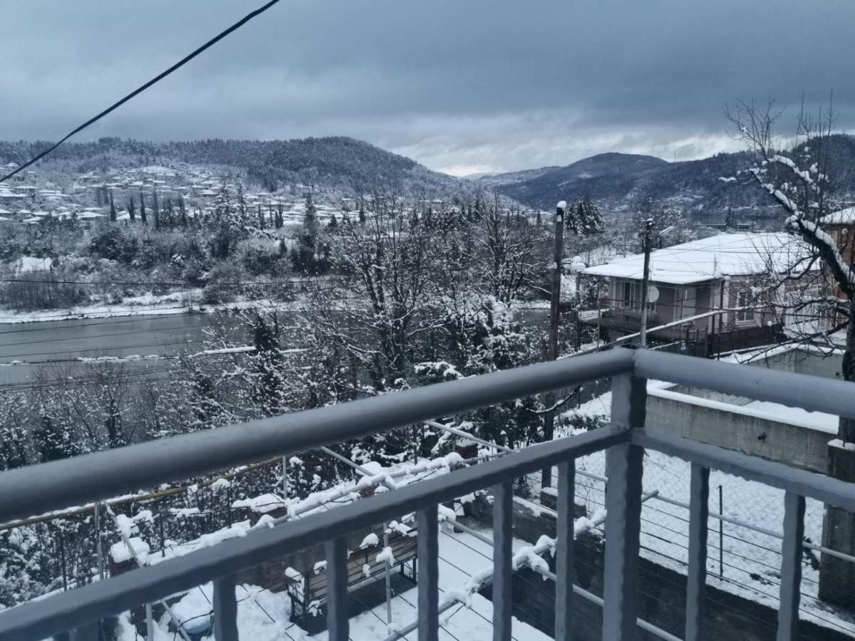 Guesthouse Luka 쿠타이시 외부 사진