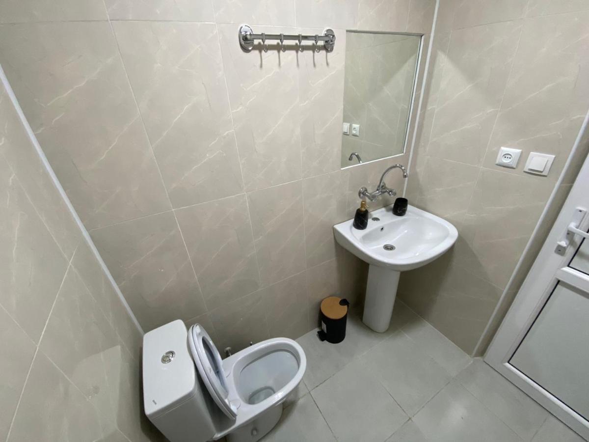 Guesthouse Luka 쿠타이시 외부 사진