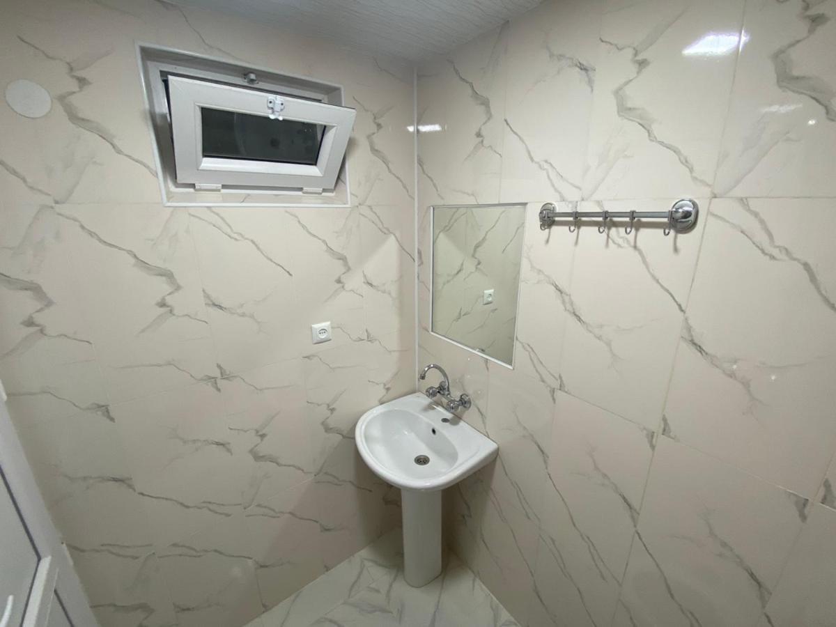 Guesthouse Luka 쿠타이시 외부 사진